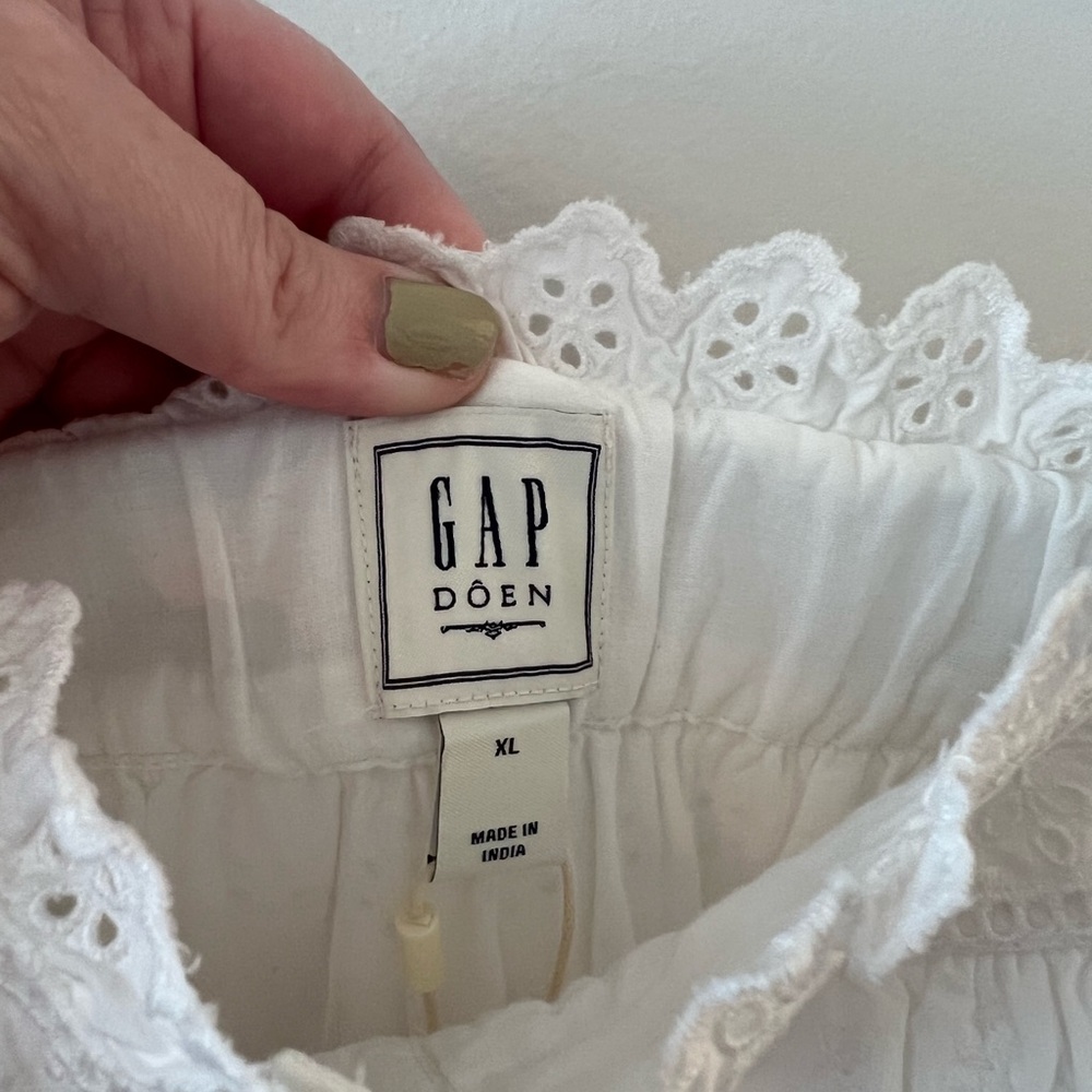 GAP x DOEN Eyelet MIDI Dress - Picture 11 of 13